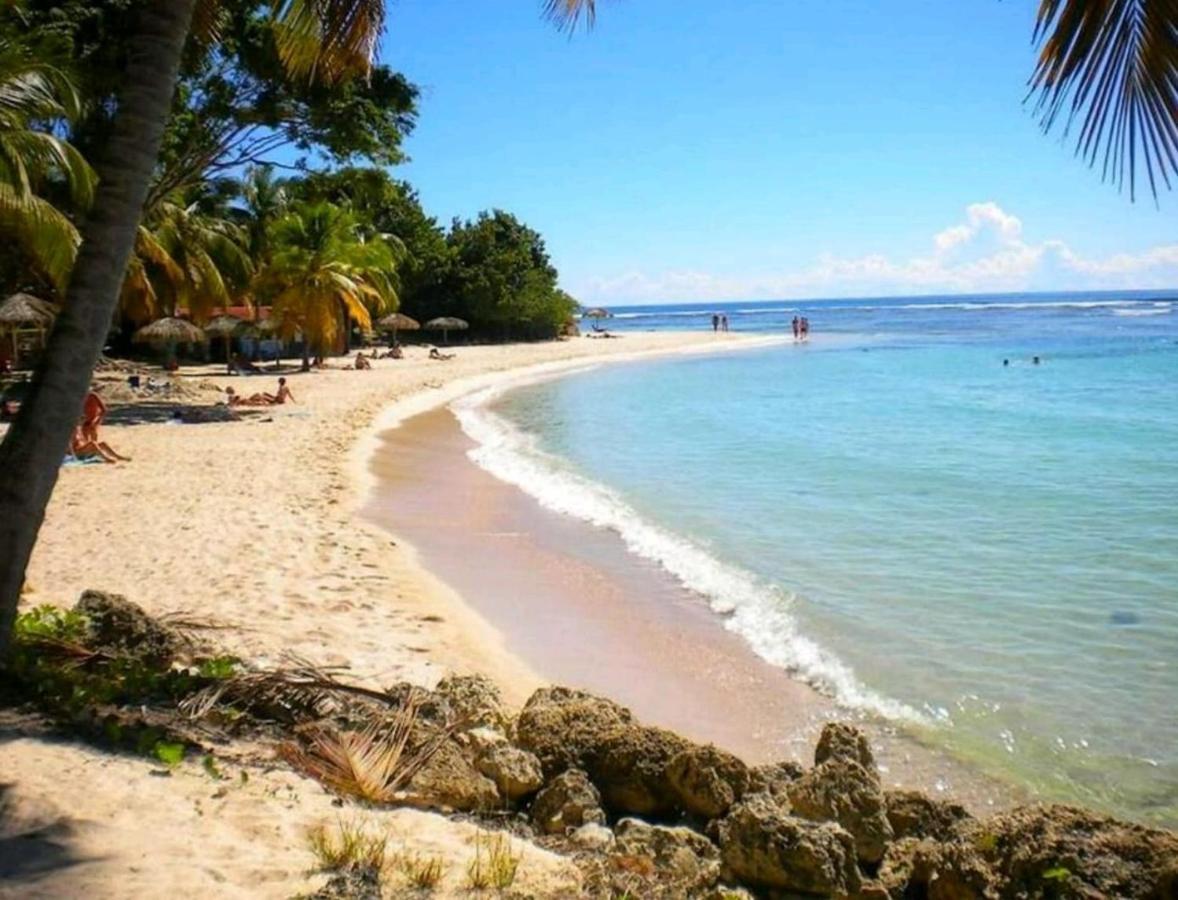 Anse Des Rochers - Ti Kaz Milouma Saint-Francois  Esterno foto